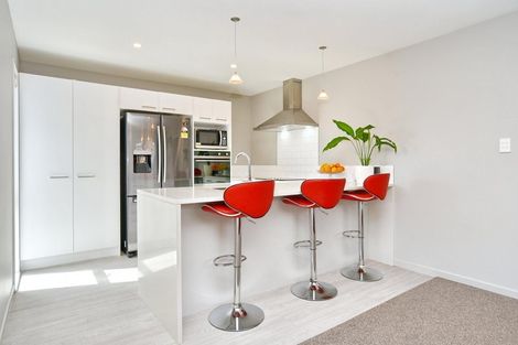 Photo of property in 2 Strone Close, Broomfield, Christchurch, 8042