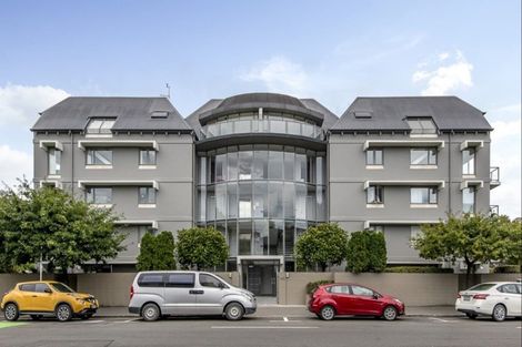 Photo of property in 2/245 Montreal Street, Christchurch Central, Christchurch, 8013