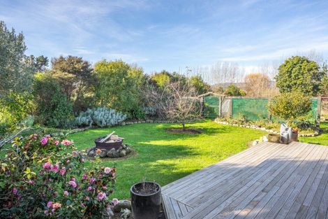 Photo of property in 30 Convent Road, Otaki, 5512