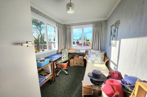 Photo of property in 74 Awamoa Road, Holmes Hill, Oamaru, 9401