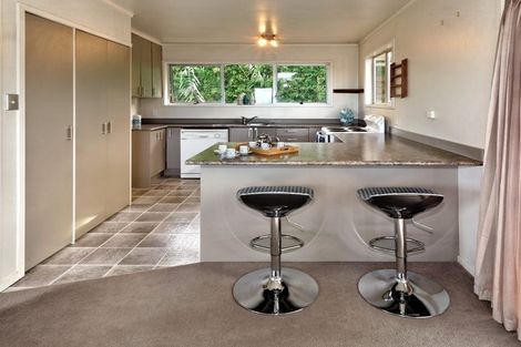 Photo of property in 55a/2 West Lynn Road, Titirangi, Auckland, 0604