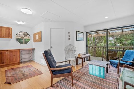 Photo of property in 29 Tahunatapu Road, Parua Bay, Whangarei, 0174