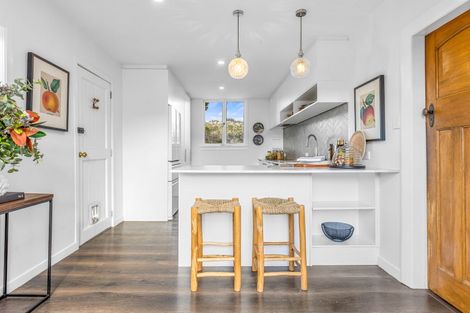 Photo of property in 159 Waimea Terrace, Beckenham, Christchurch, 8023