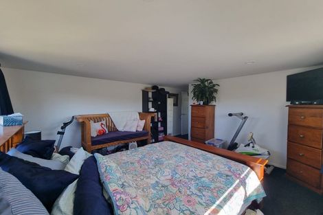 Photo of property in 33 Searells Road, Strowan, Christchurch, 8052