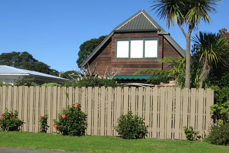 Photo of property in 2/10 Forest Glen, Orewa, 0931
