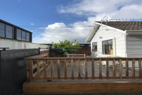 Photo of property in 47 Larnoch Road, Henderson, Auckland, 0610