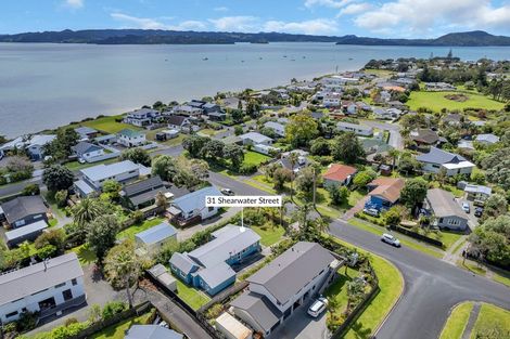 Photo of property in 31 Shearwater Street, One Tree Point, 0118