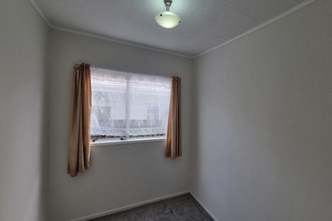 Photo of property in 11 Tyndrum Place, Highland Park, Auckland, 2010