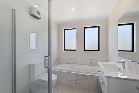 Photo of property in 17 Holmes Hanover Lane, Halswell, Christchurch, 8025