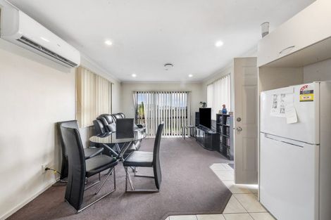 Photo of property in 5 Dapple Place, Flat Bush, Auckland, 2019