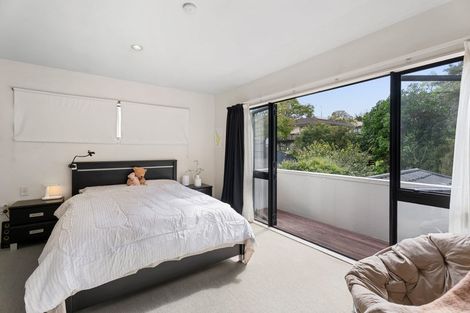 Photo of property in 99a Redoubt Road, Goodwood Heights, Auckland, 2105