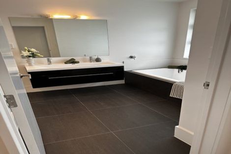 Photo of property in 15 Shalimar Place, Huntington, Hamilton, 3210