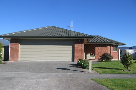 Photo of property in 7 Lancewood Lane, Roslyn, Palmerston North, 4414