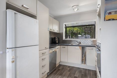 Photo of property in 37 Resolution Road, Welcome Bay, Tauranga, 3112