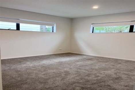 Photo of property in 8a Neptune Avenue, Beach Haven, Auckland, 0626