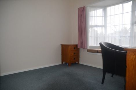 Photo of property in 40 Priestley Drive, Bucklands Beach, Auckland, 2014