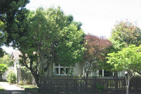 Photo of property in 252 Selwyn Street, Spreydon, Christchurch, 8024