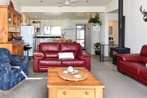 Photo of property in 24 Johnston Crescent, Haast, 7886
