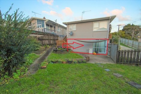 Photo of property in 2/70 Hogans Road, Glenfield, Auckland, 0629