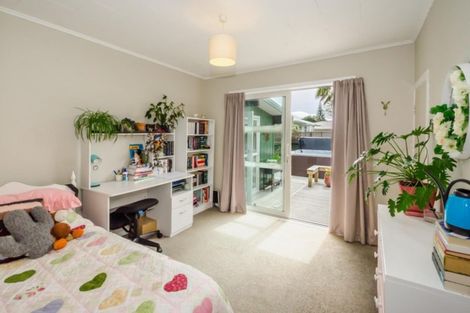 Photo of property in 55 Donovan Road, Paraparaumu Beach, Paraparaumu, 5032