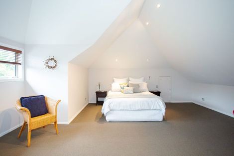 Photo of property in 28 Robert Ross Place, Clendon Park, Auckland, 2103