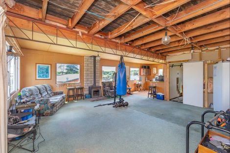 Photo of property in 5 Ngatiawa Street, Himatangi Beach, Foxton, 4891