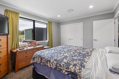 Photo of property in 12 Highland View Drive, Tokomaru, Palmerston North, 4474