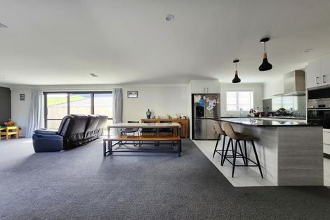 Photo of property in 126 Melksham Drive, Churton Park, Wellington, 6037