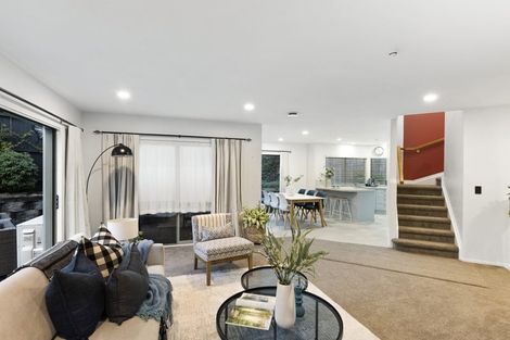 Photo of property in 19i Claremont Way, East Tamaki Heights, Auckland, 2016