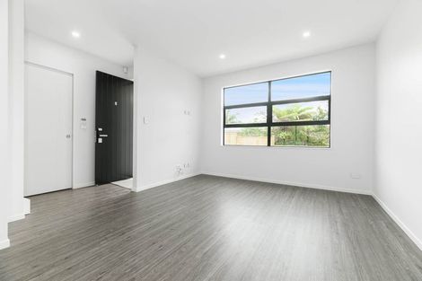 Photo of property in 44a Godley Road, Green Bay, Auckland, 0604