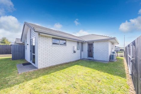Photo of property in 8 Whakatipu Street, Temple View, Hamilton, 3218