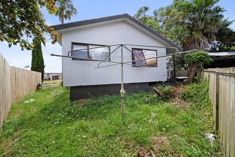 Photo of property in 4/35 Trimdon Street, Randwick Park, Auckland, 2105
