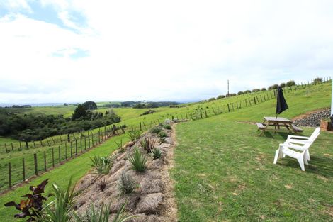 Photo of property in 641 Te Hutewai Road, Raglan, 3296