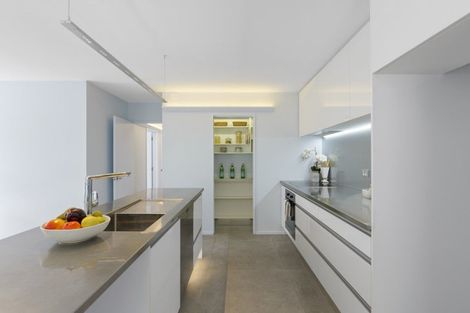 Photo of property in 64 Hewitts Road, Merivale, Christchurch, 8014