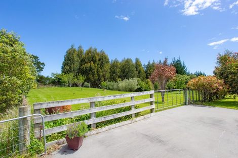 Photo of property in 28 Robert Ross Place, Clendon Park, Auckland, 2103