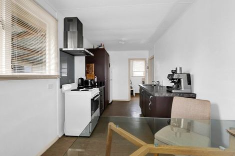 Photo of property in 3 Sutton Place, Hawera, 4610