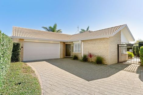 Photo of property in 18a Haven Grove, Papamoa Beach, Papamoa, 3118