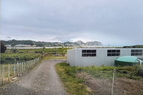 Photo of property in 15 Hauiti Road, Tolaga Bay, 4077
