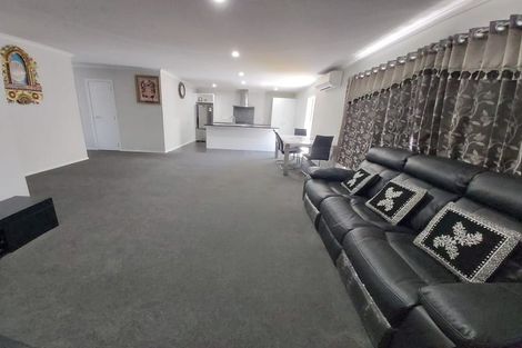 Photo of property in 23 Grovedale Square, Wainuiomata, Lower Hutt, 5014