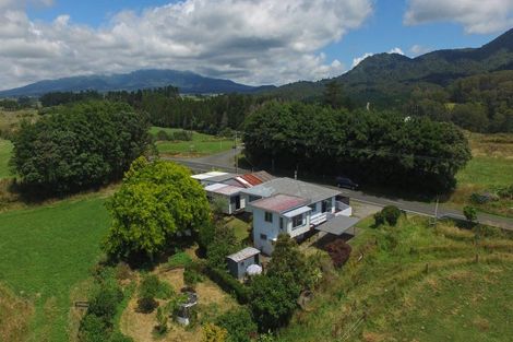 Photo of property in 401 Koru Road, Koru, New Plymouth, 4374