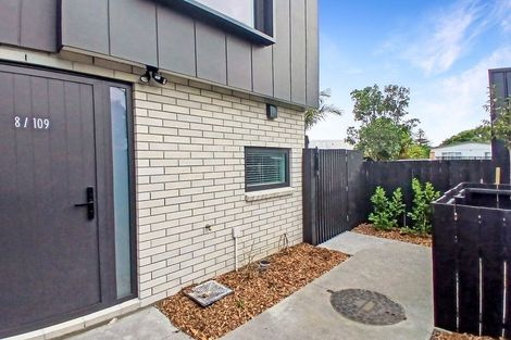 Photo of property in 8/109 Taikata Road, Te Atatu Peninsula, Auckland, 0610