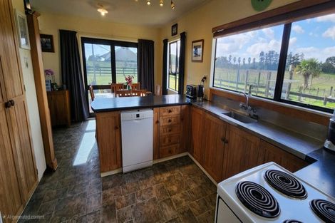 Photo of property in 145 Kohanga Road, Te Kohanga, Tuakau, 2693