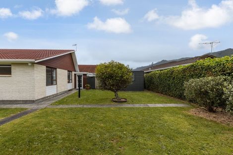Photo of property in 18a Belvedere Avenue, Waikanae, 5036