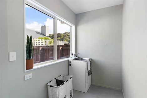 Photo of property in 5 Soleares Avenue, Mount Pleasant, Christchurch, 8081