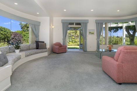 Photo of property in 10 Links View Drive, Omokoroa, 3114