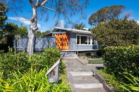 Photo of property in 13 Christie Crescent, Havelock North, 4130