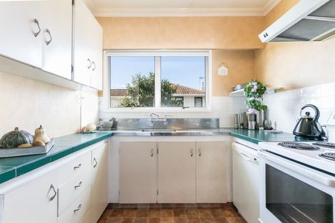 Photo of property in 1/26 Chester Street, Taradale, Napier, 4112