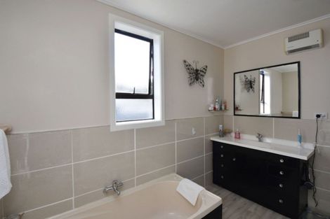 Photo of property in 84 Robertson Street, Richmond, Invercargill, 9810