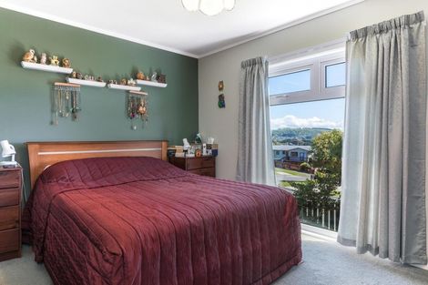 Photo of property in 14 The Bollard, Whitby, Porirua, 5024