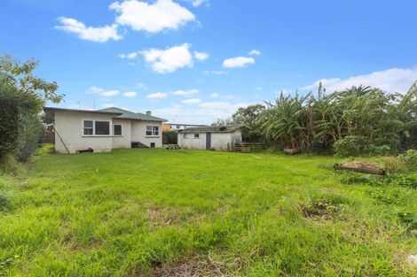 Photo of property in 332 Massey Road, Mangere East, Auckland, 2024
